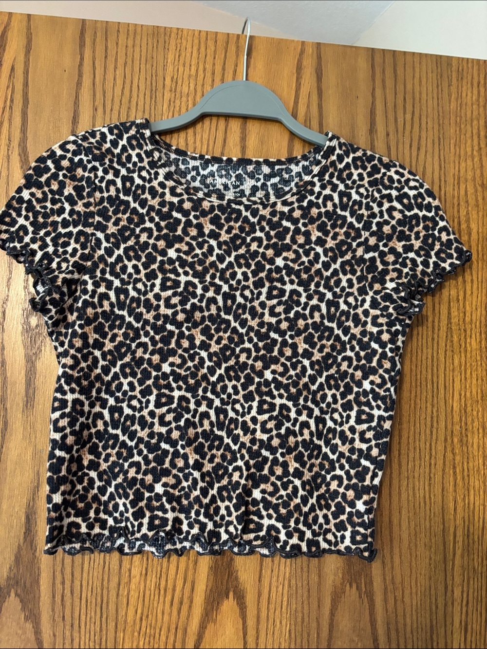 Leopard Print Short Sleeve Crop Top - Black & Tan